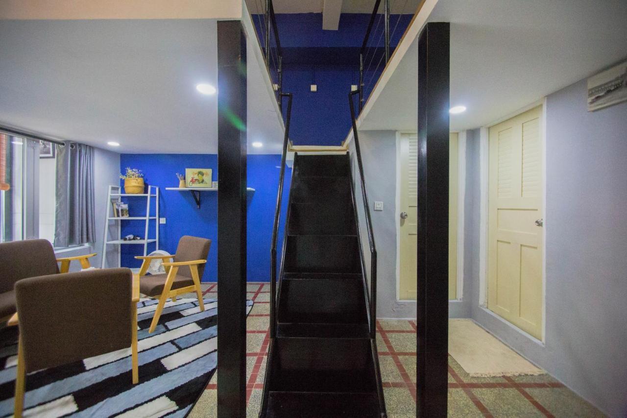The Artist Residence Пном Пен Екстериор снимка
