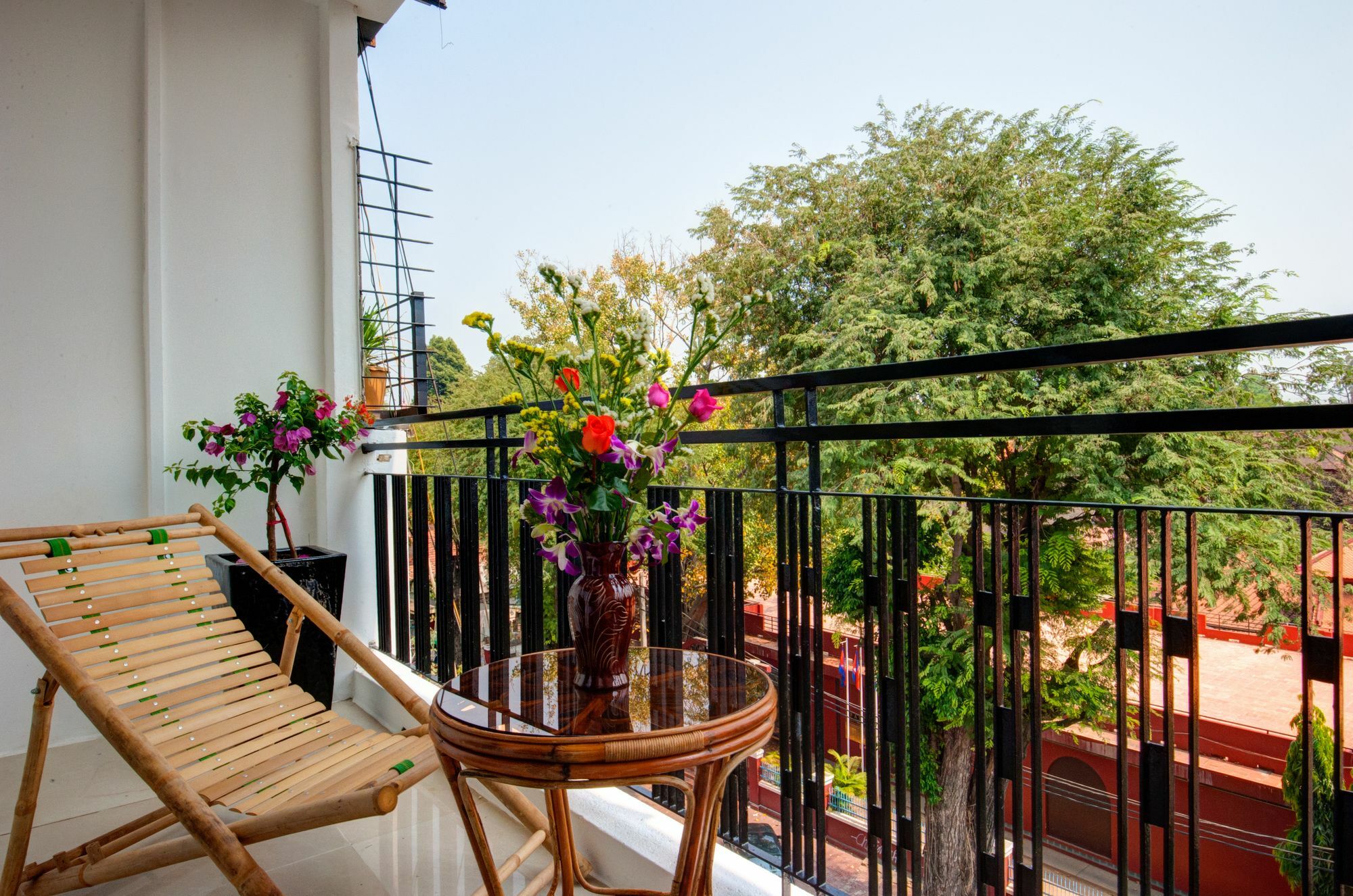 The Artist Residence Пном Пен Екстериор снимка